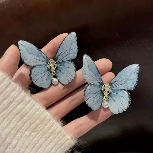 Butterfly Hair Clip – Pearl & Crystal Detail from MystiBox photo 2