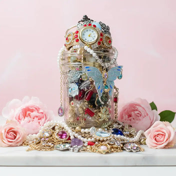 Vintage Fantasy Mystery Jewelry Glass – 40+ Crystal & Butterfly Surprise Pieces | MystiBox
